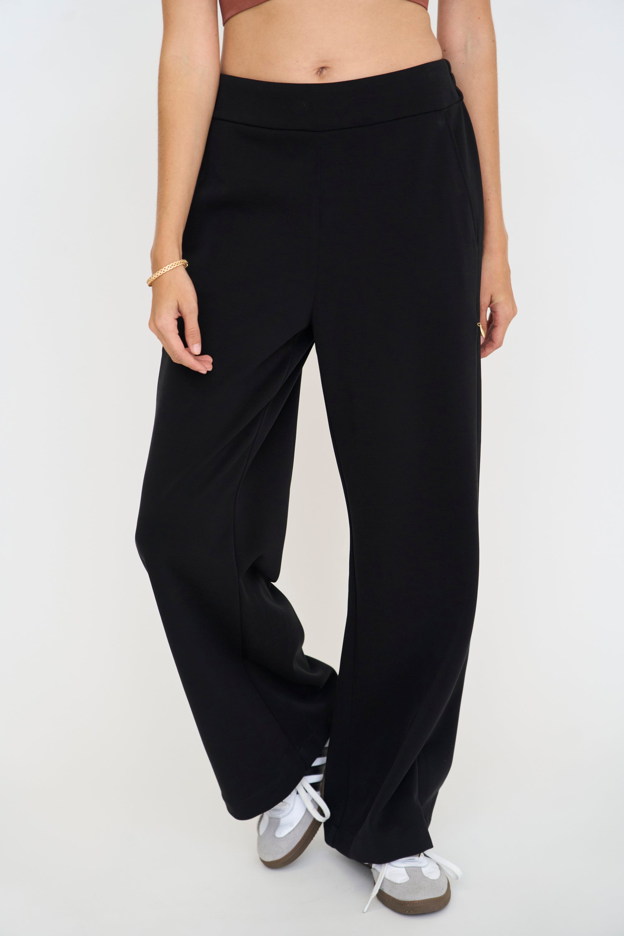 Black Pants for Travel