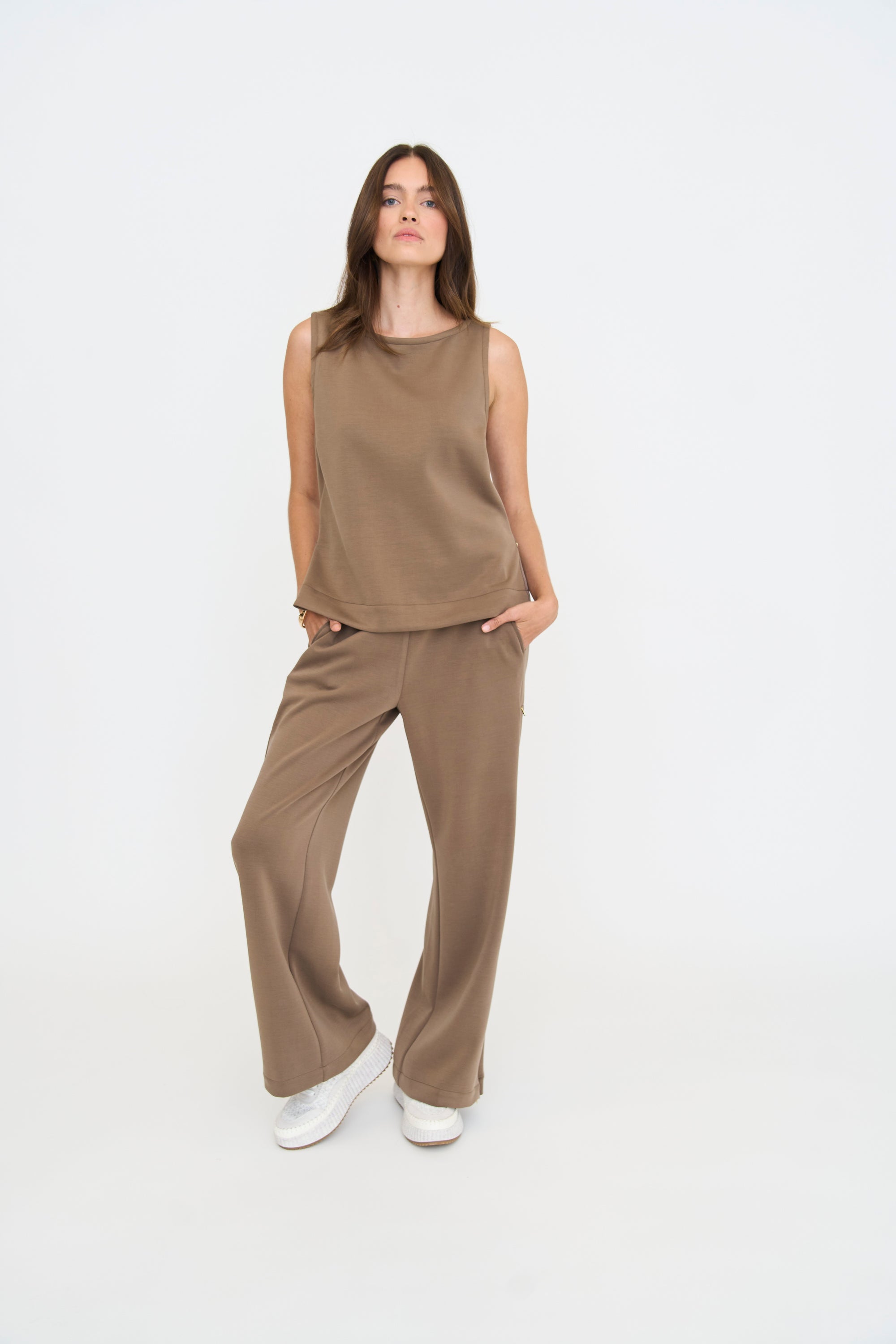 Mocha Travel Outfit for Women