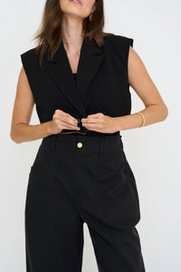 Cropped Black Vest 